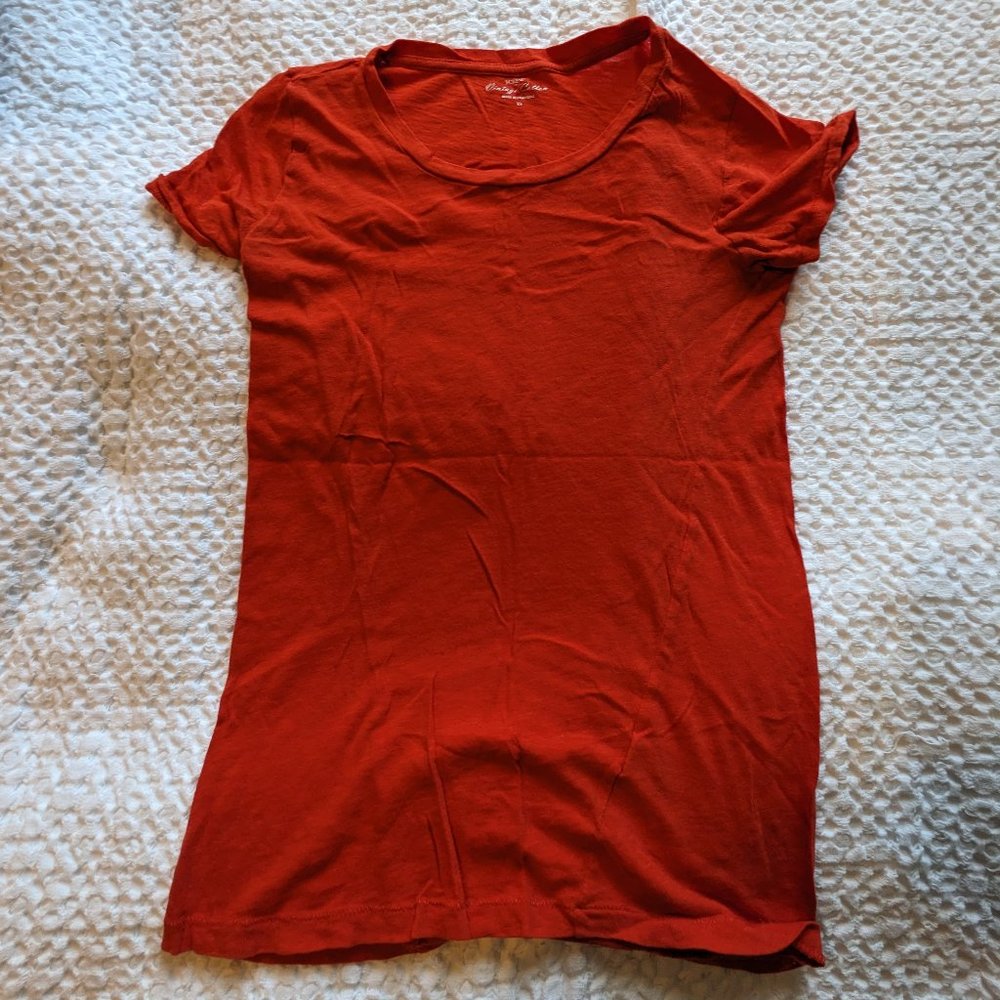 XS Bright orange J. Crew tee in vintage cotton